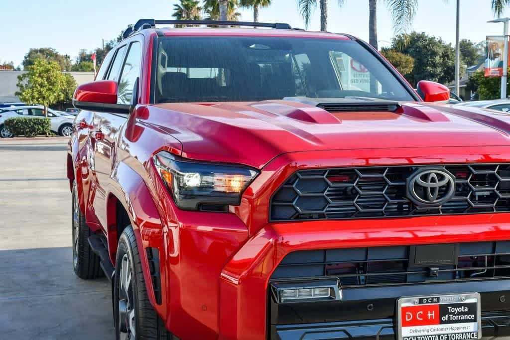Thumbnail: 2025 Toyota 4Runner - 4