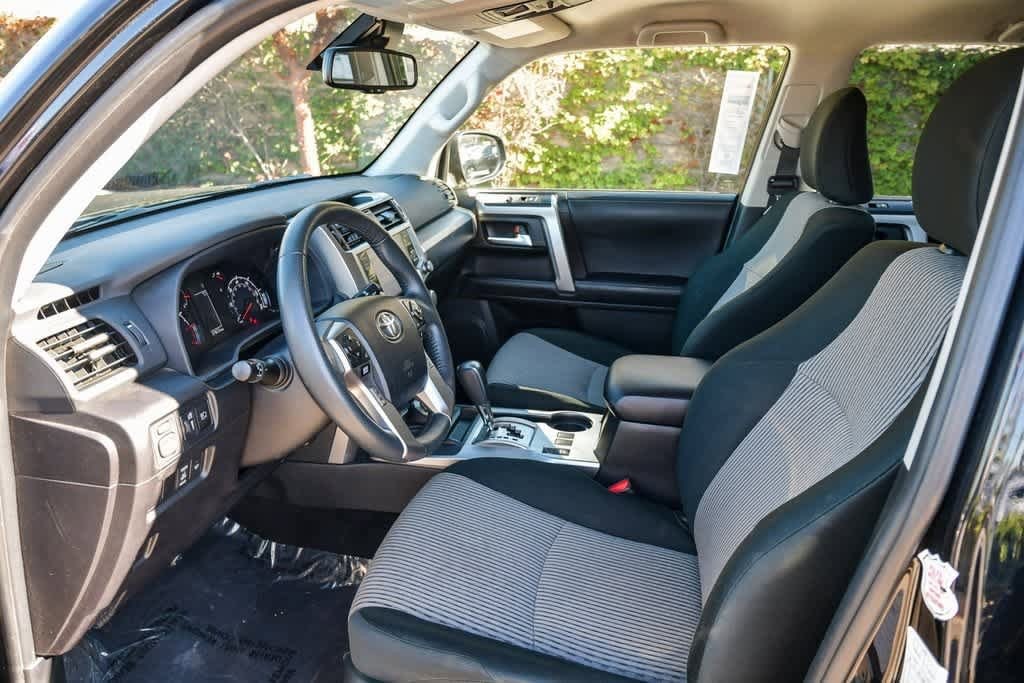 Thumbnail: 2024 Toyota 4Runner - 16