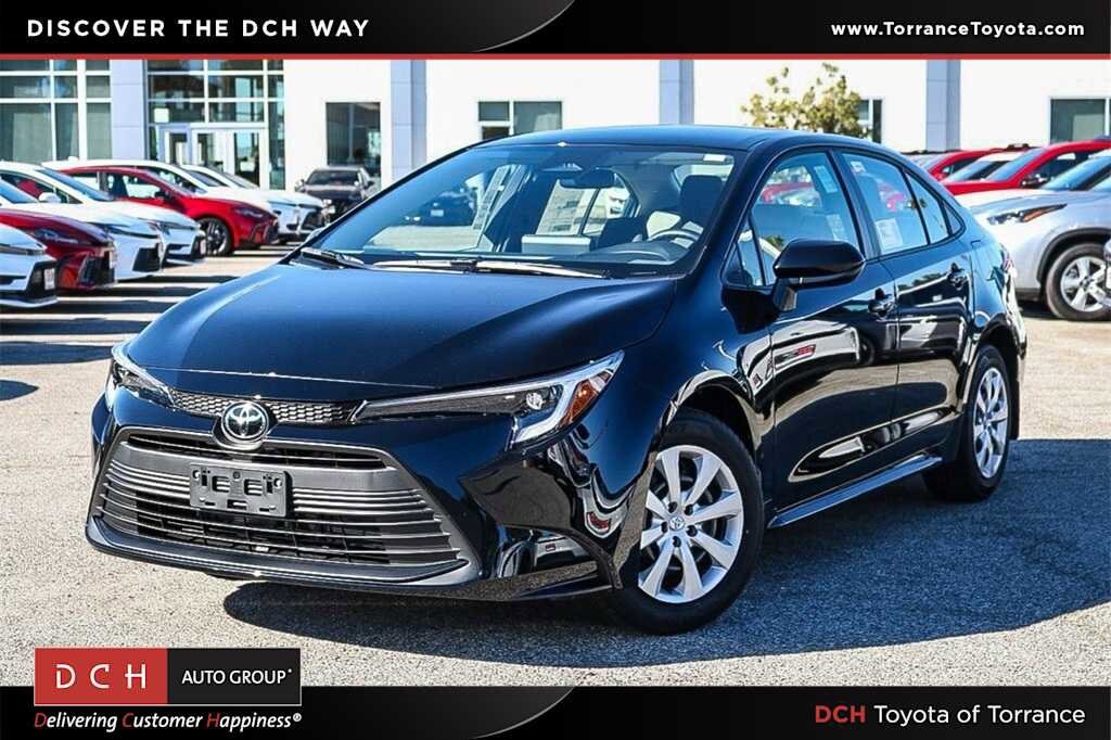 2026 Toyota Corolla LE's photo