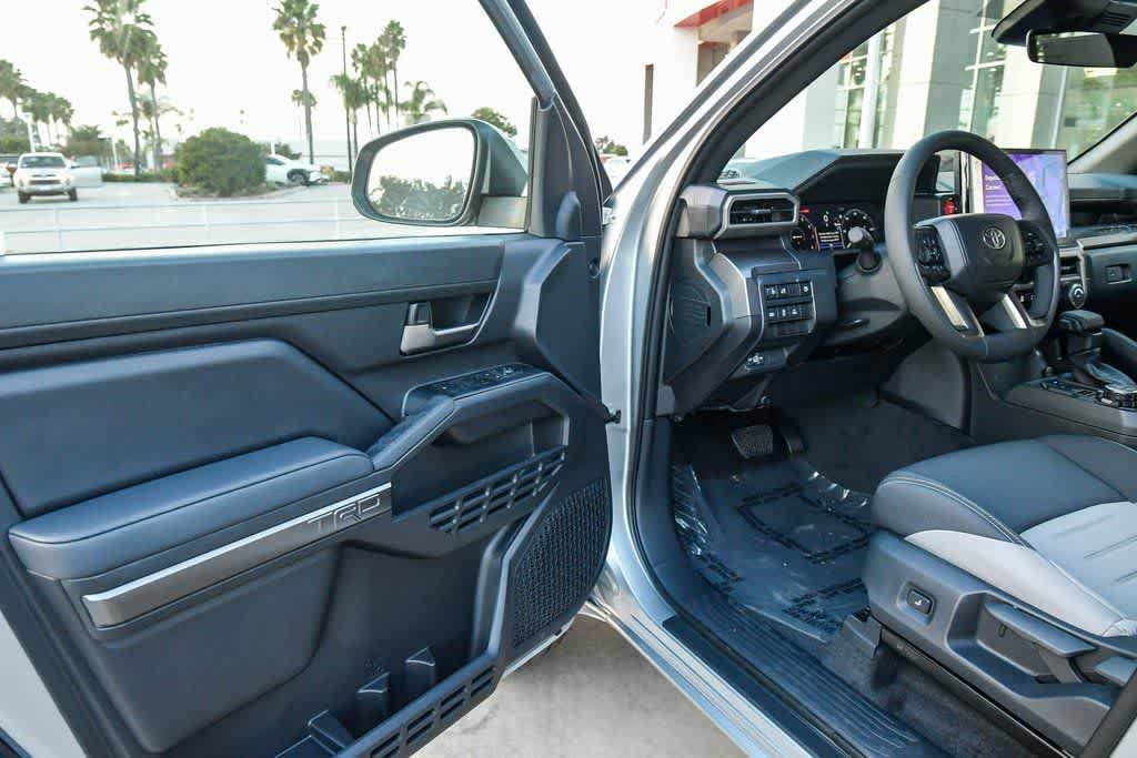2025 Toyota Tacoma TRD Off Road - Photo 22