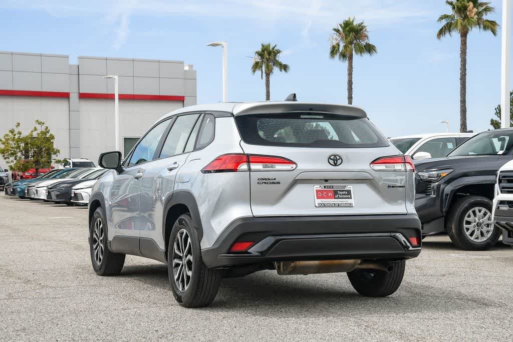 Thumbnail: 2025 Toyota Corolla Cross - 8