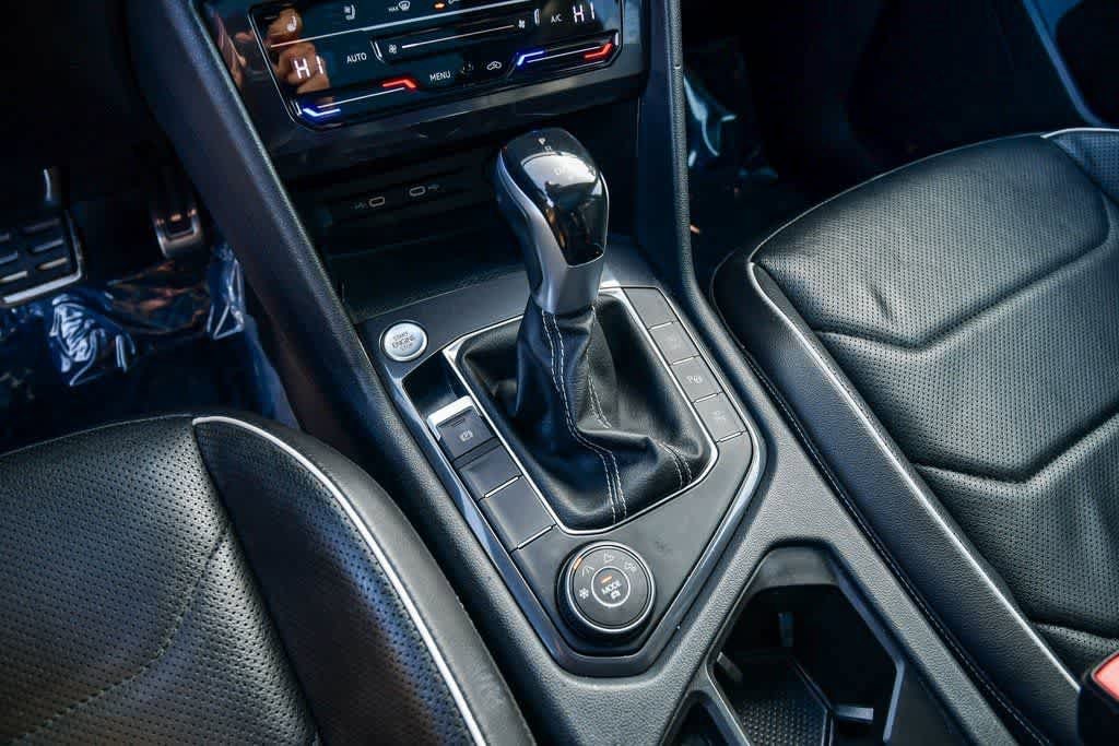 Thumbnail: 2022 Volkswagen Tiguan - 23