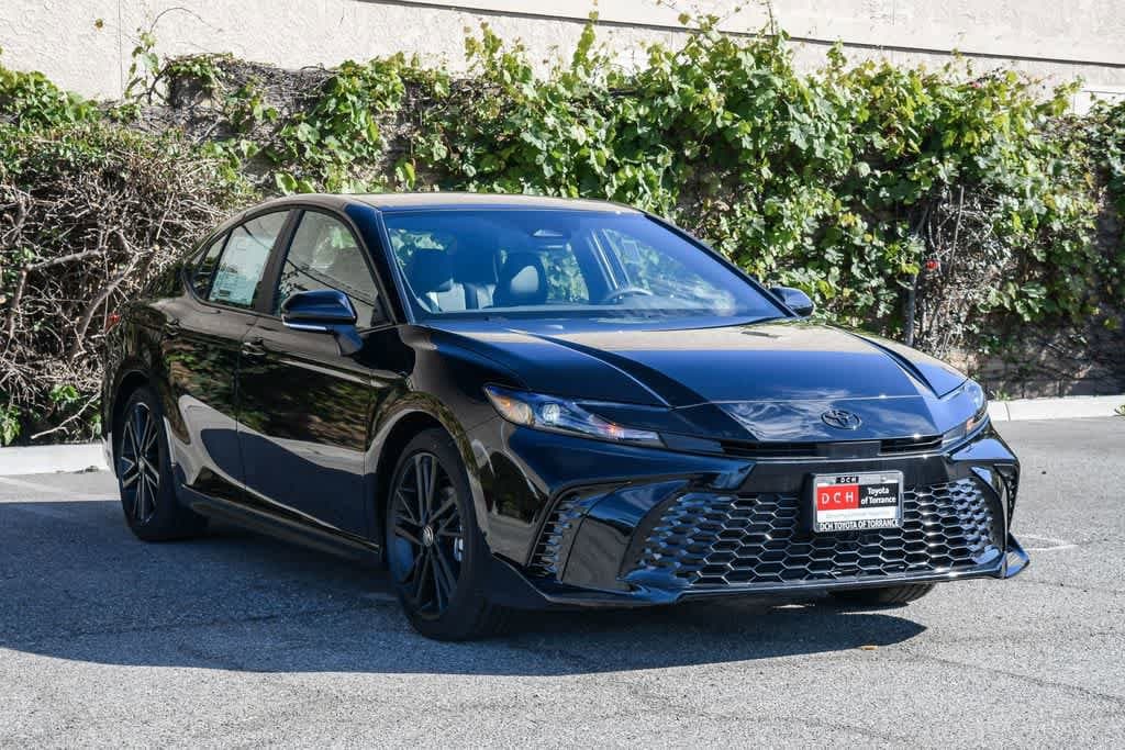 Thumbnail: 2026 Toyota Camry - 3