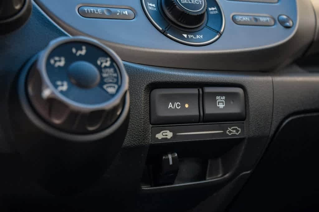 Thumbnail: 2009 Honda Fit - 24