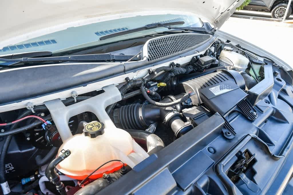 Thumbnail: 2019 GMC Savana - 27