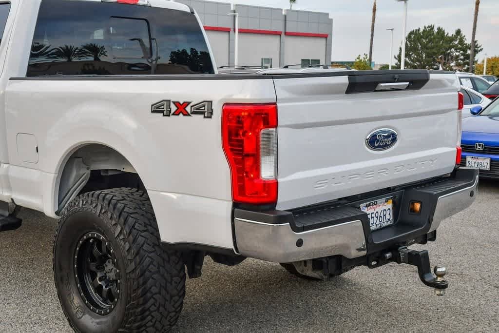 Thumbnail: 2019 Ford F-250 - 6