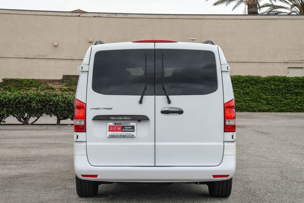 Thumbnail: 2016 Mercedes-Benz Metris - 7