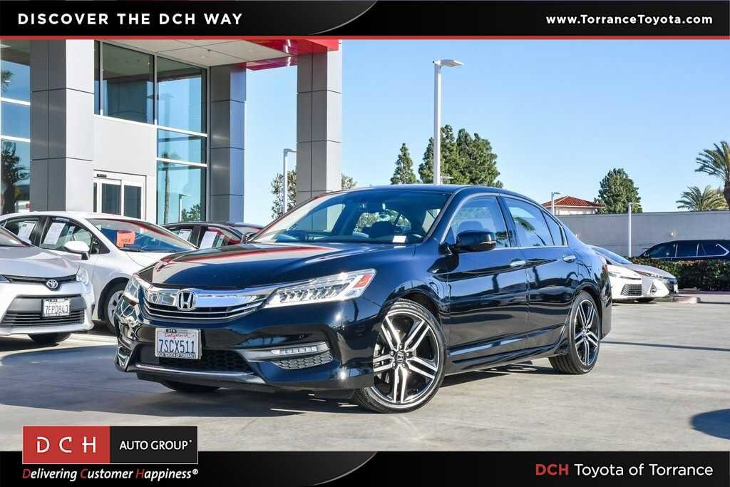 2016 Honda Accord Touring's photo