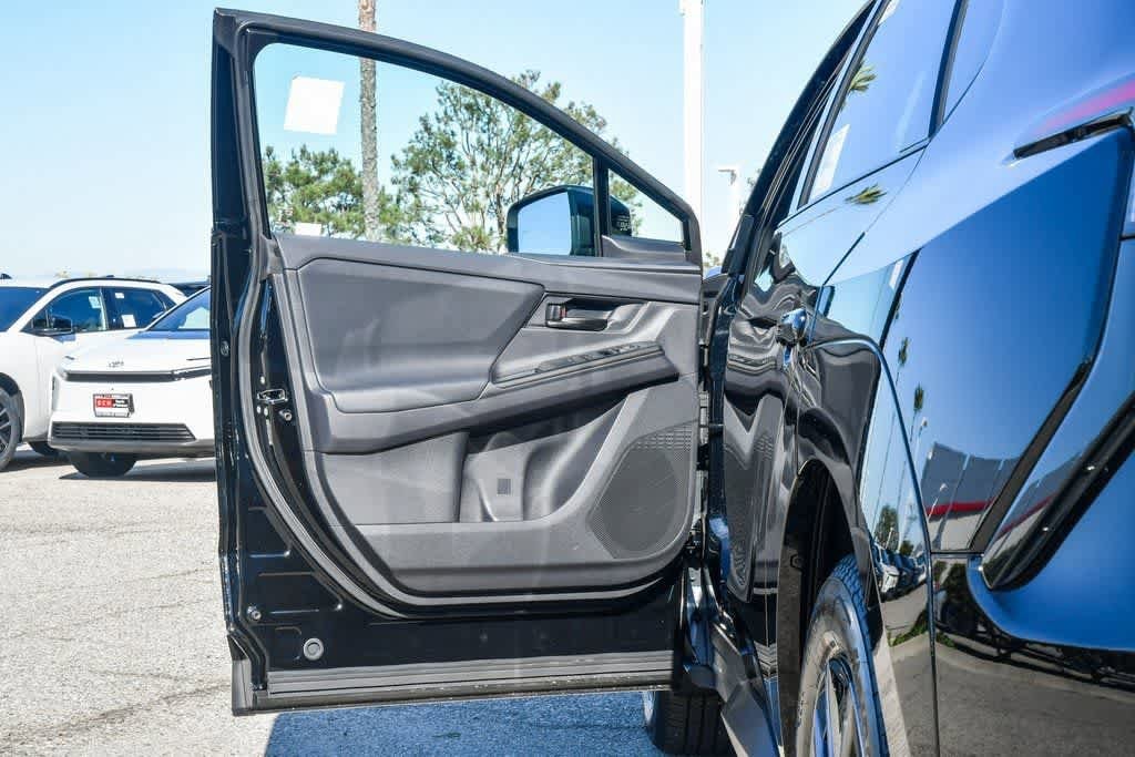 2026 Toyota bZ XLE - Photo 19