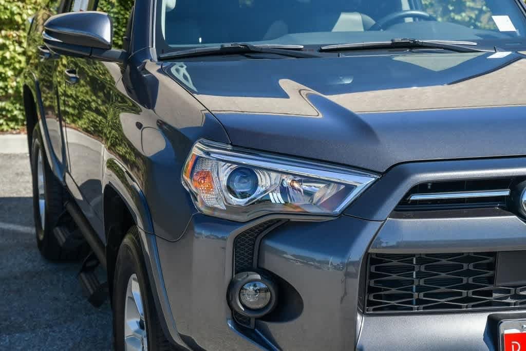 Thumbnail: 2023 Toyota 4Runner - 4
