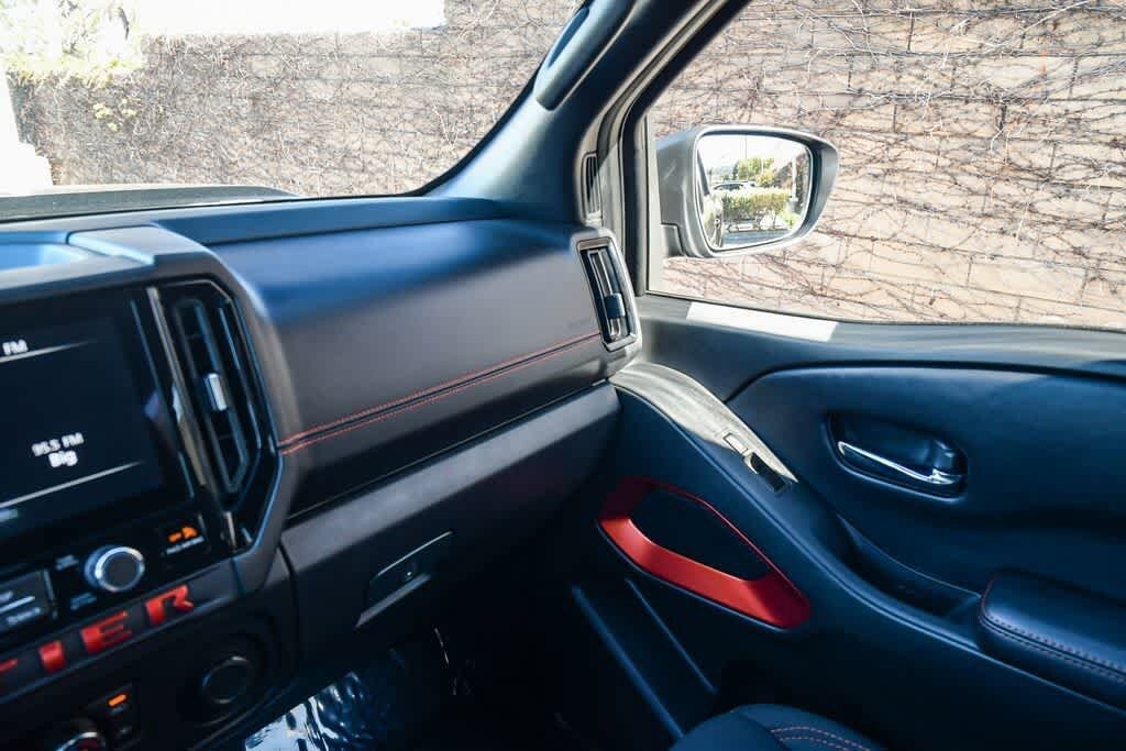 Thumbnail: 2025 Nissan Frontier - 25