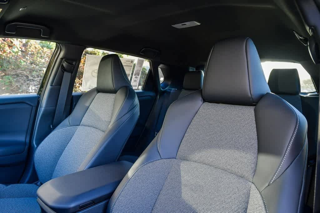 Thumbnail: 2026 Toyota bZ - 17