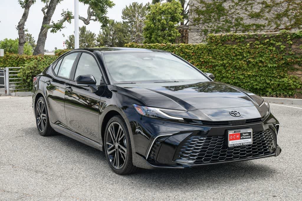 Thumbnail: 2026 Toyota Camry - 3