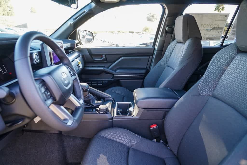 Thumbnail: 2025 Toyota 4Runner - 17