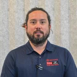 Staff member Seth Arakaki from ID_18f2b2143d2f