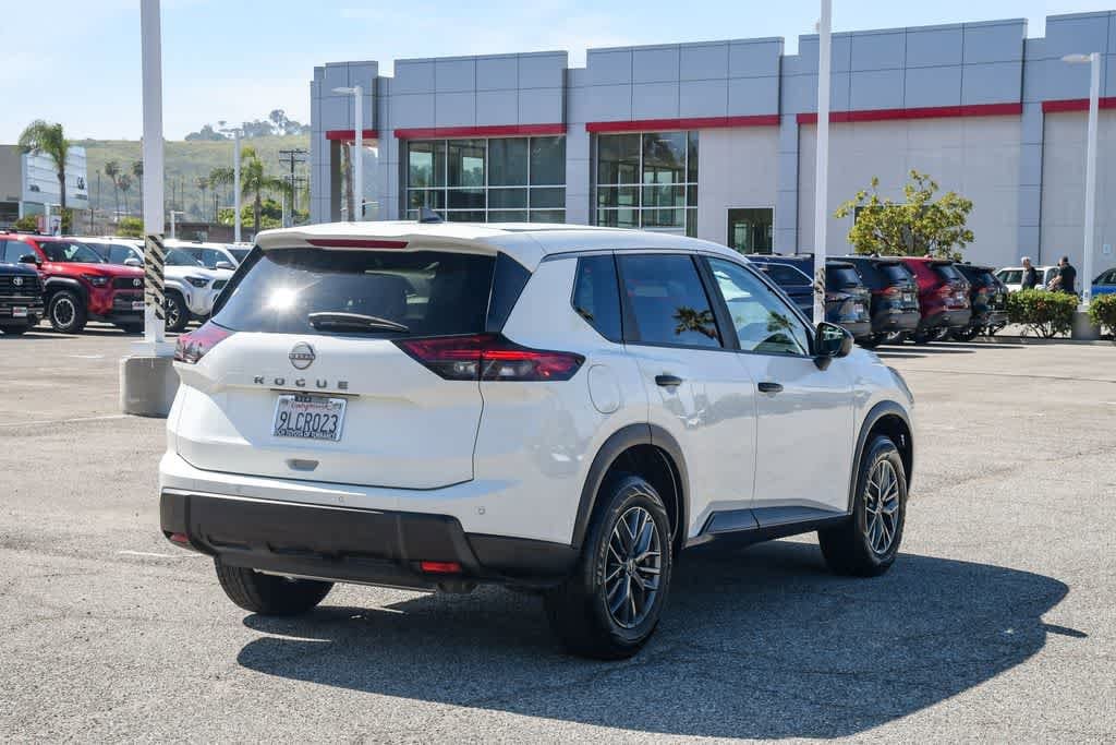2024 Nissan Rogue S photo 6