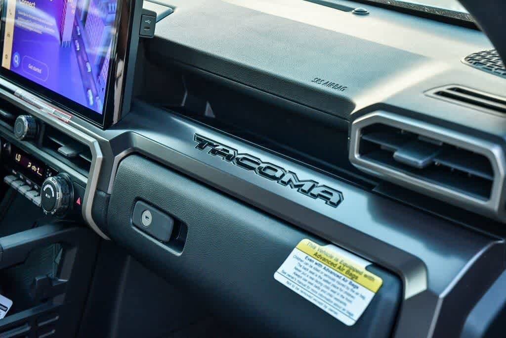 2025 Toyota Tacoma TRD Off Road - Photo 16