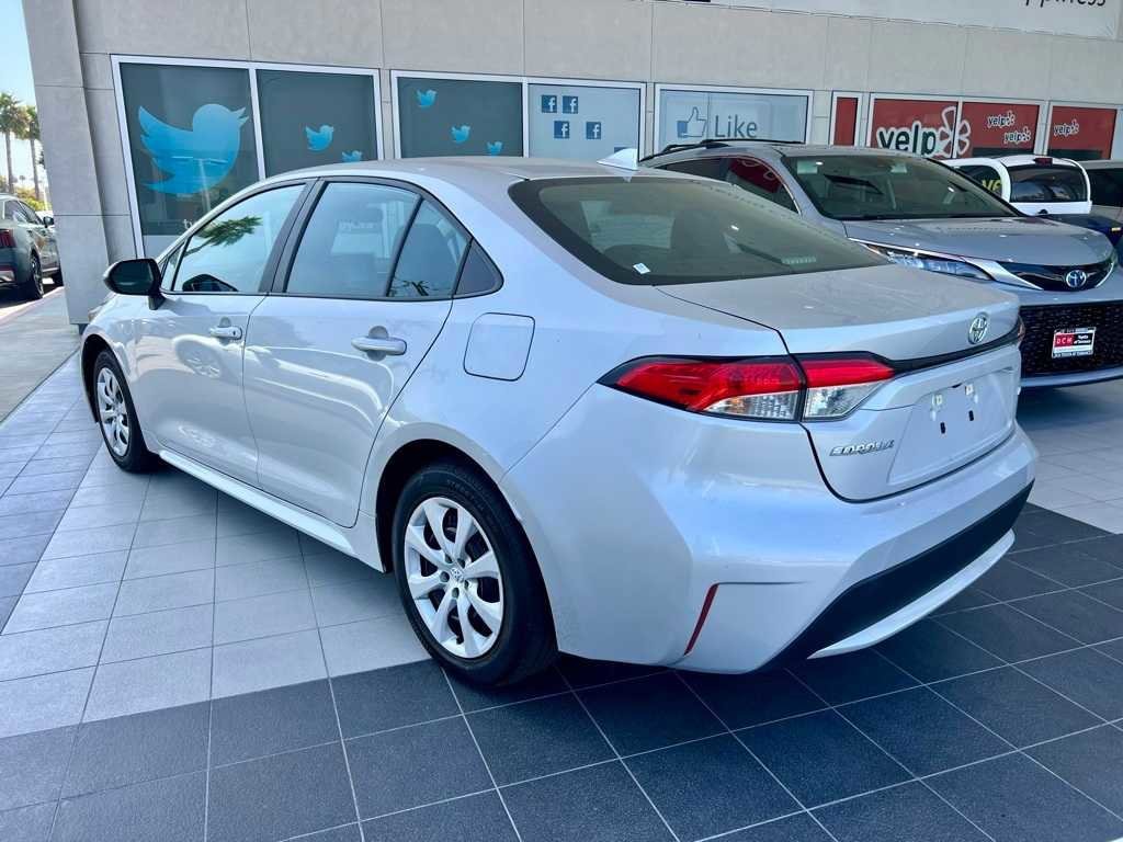 Used 2022 Toyota Corolla LE with VIN 5YFEPMAE5NP326022 for sale in Torrance, CA