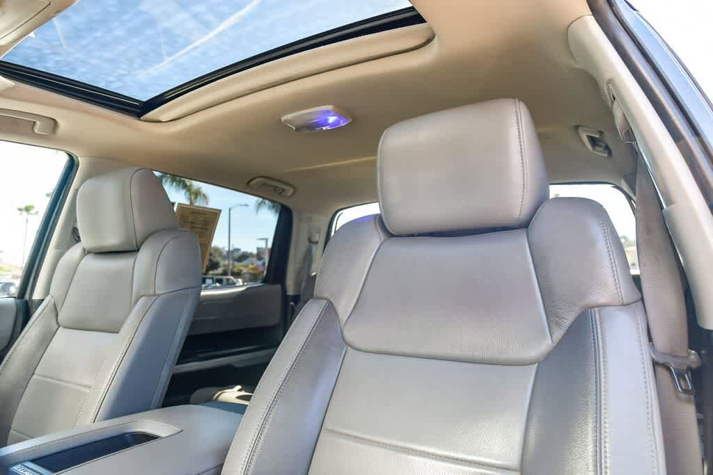 Thumbnail: 2021 Toyota Tundra - 18