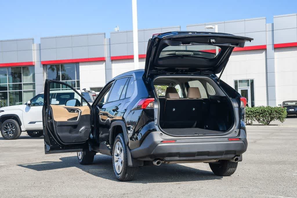 Thumbnail: 2019 Toyota RAV4 - 26