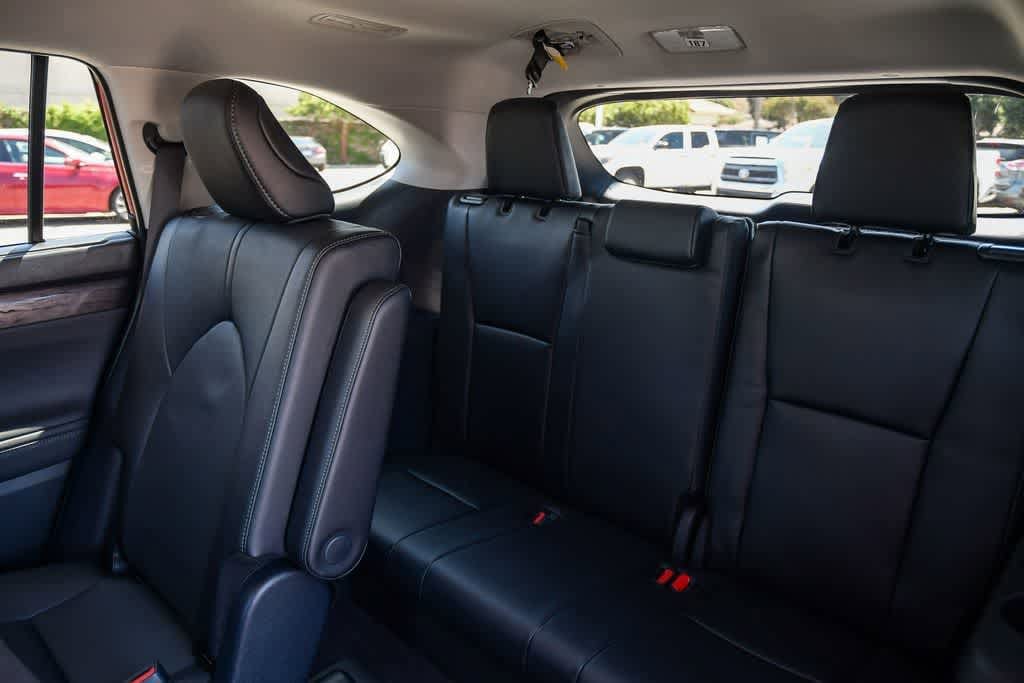 Thumbnail: 2026 Toyota Highlander - 19