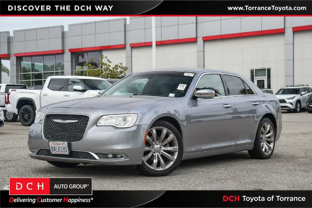 2018 Chrysler 300