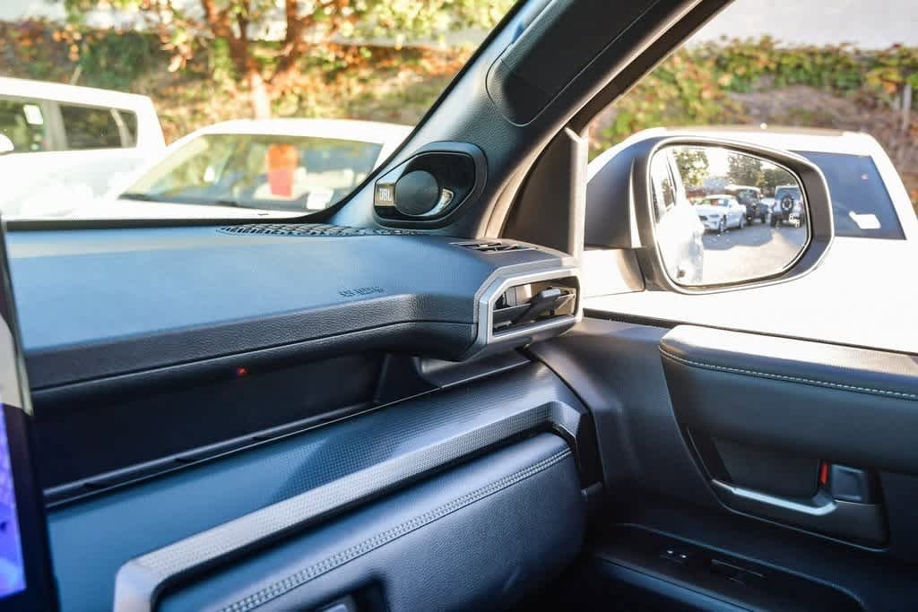 Thumbnail: 2025 Toyota 4Runner - 25