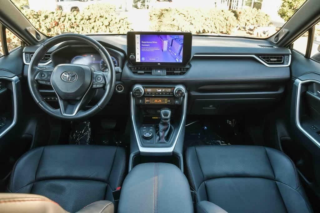 Thumbnail: 2024 Toyota RAV4 - 15