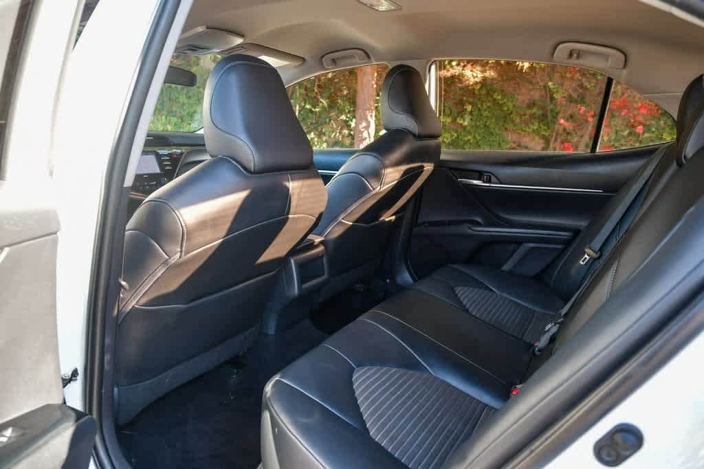 Thumbnail: 2020 Toyota Camry - 19