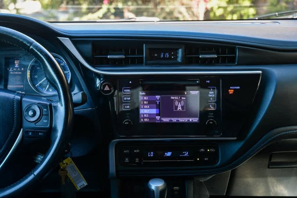 Thumbnail: 2018 Toyota Corolla - 13