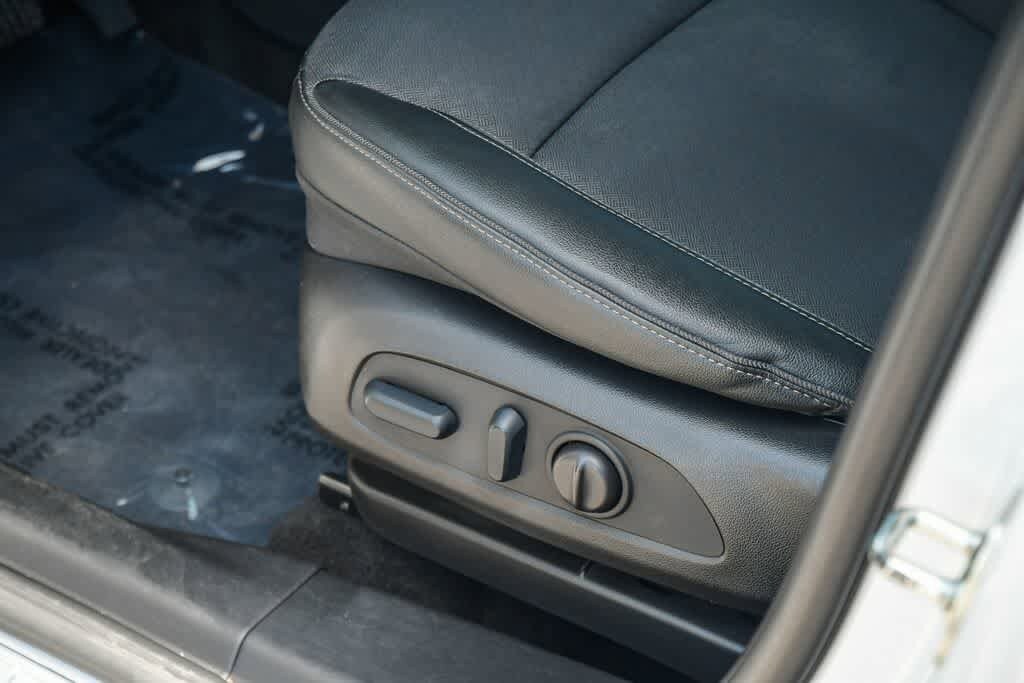 Thumbnail: 2022 Buick Encore GX - 25