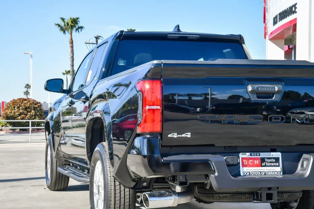 2026 Toyota Tacoma SR5 - Photo 6