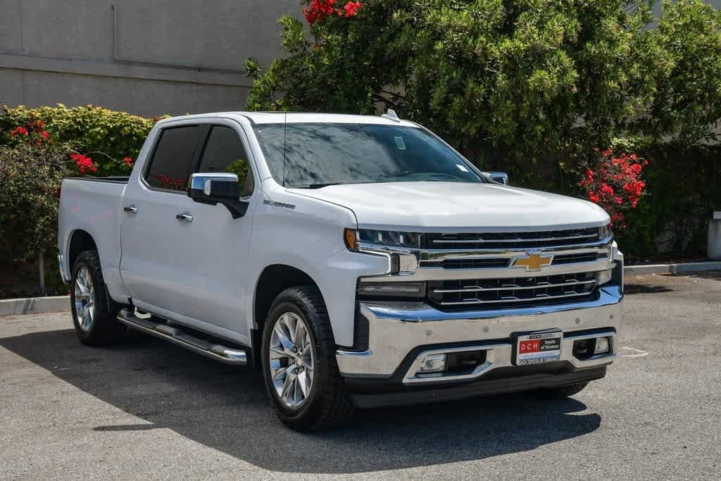 Thumbnail: 2021 Chevrolet Silverado 1500 - 3