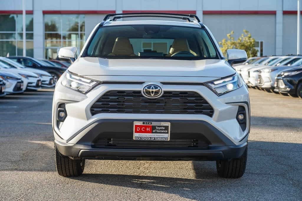 Thumbnail: 2025 Toyota RAV4 - 4