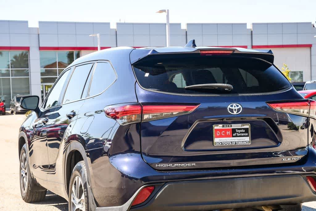 2023 Toyota Highlander XLE photo 5