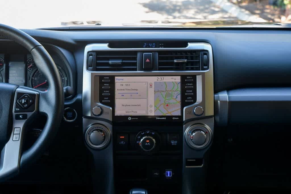 Thumbnail: 2021 Toyota 4Runner - 14