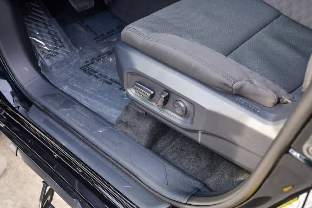 Thumbnail: 2026 Toyota Tundra - 23