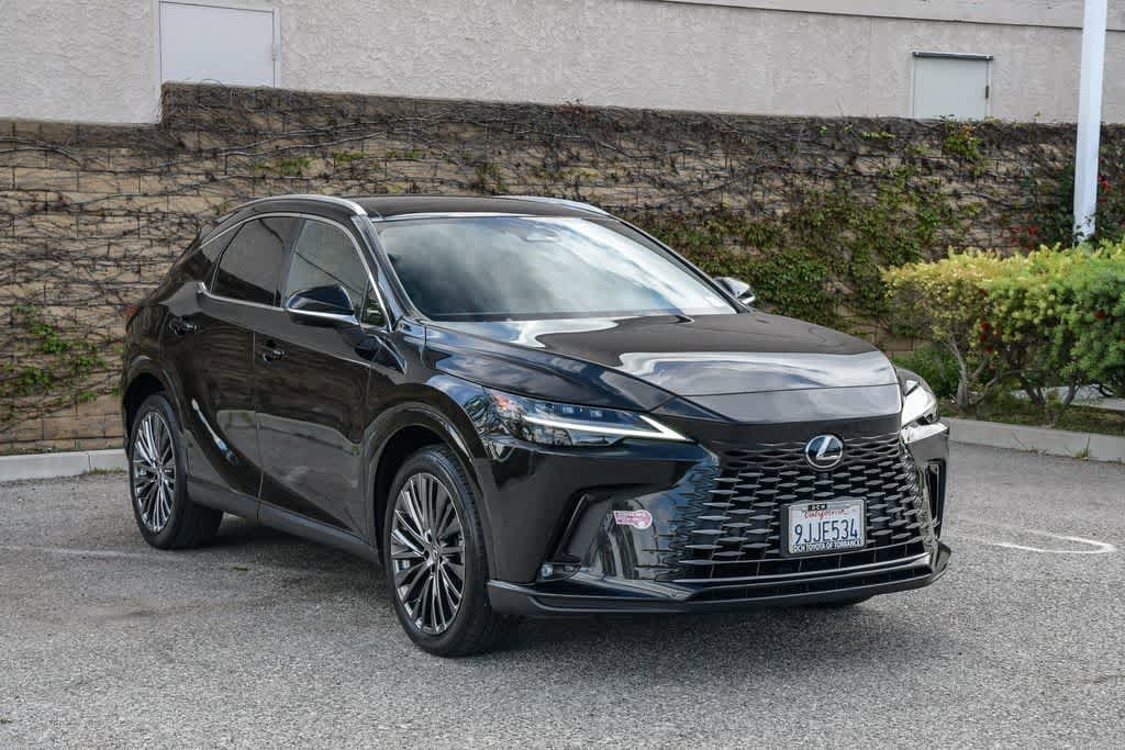 2024 LEXUS RX 450h+ Luxury photo 2