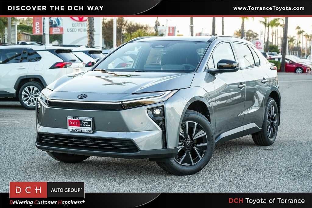 2026 Toyota bZ XLE's photo