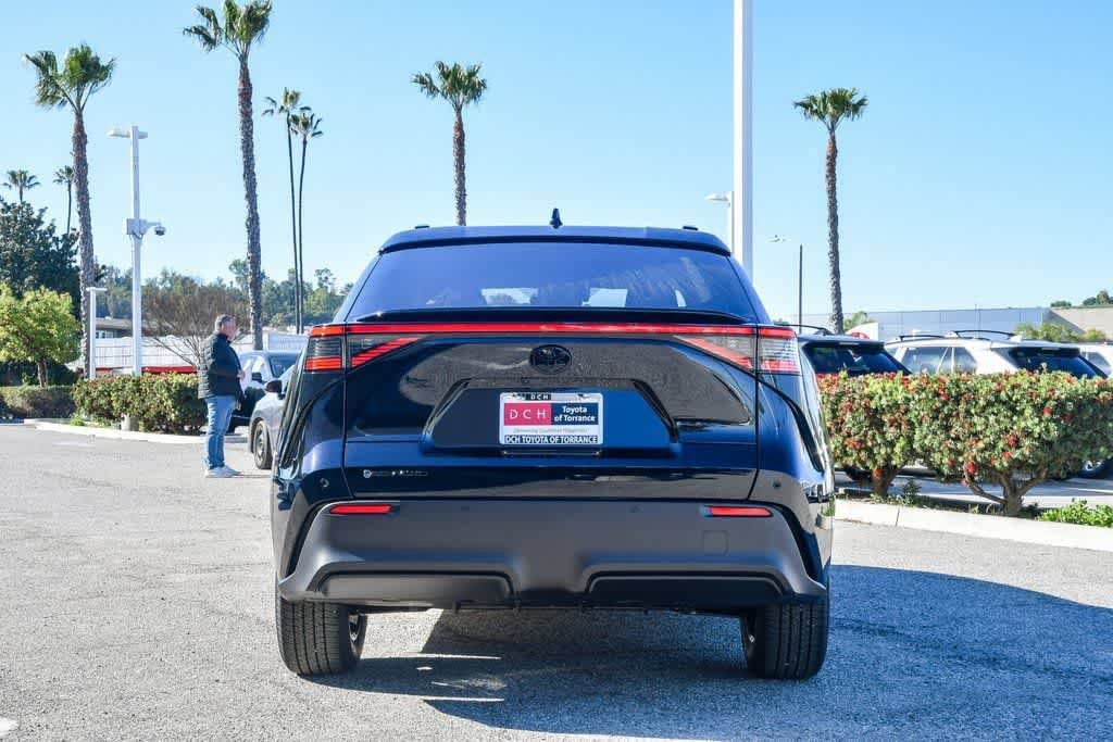 2026 Toyota bZ XLE - Photo 8