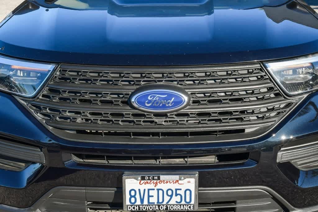 Thumbnail: 2021 Ford Explorer - 5