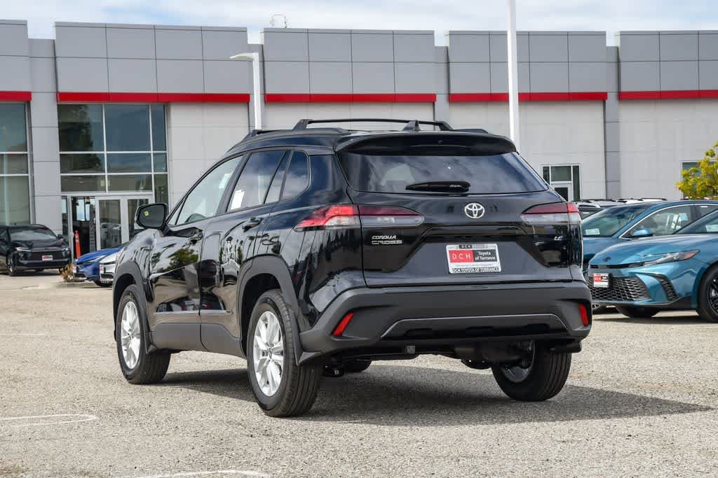 Thumbnail: 2026 Toyota Corolla Cross - 9