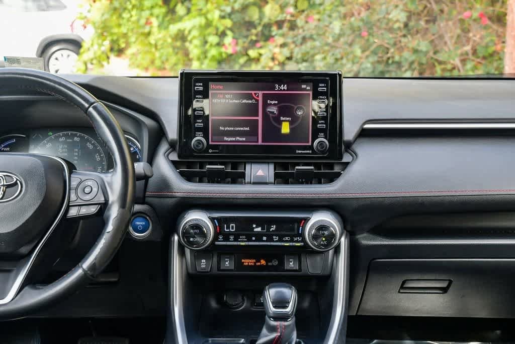 Thumbnail: 2021 Toyota RAV4 - 14