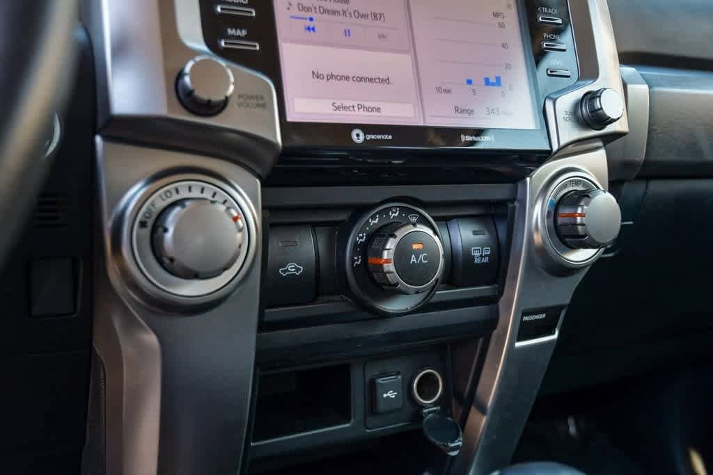 Thumbnail: 2024 Toyota 4Runner - 23