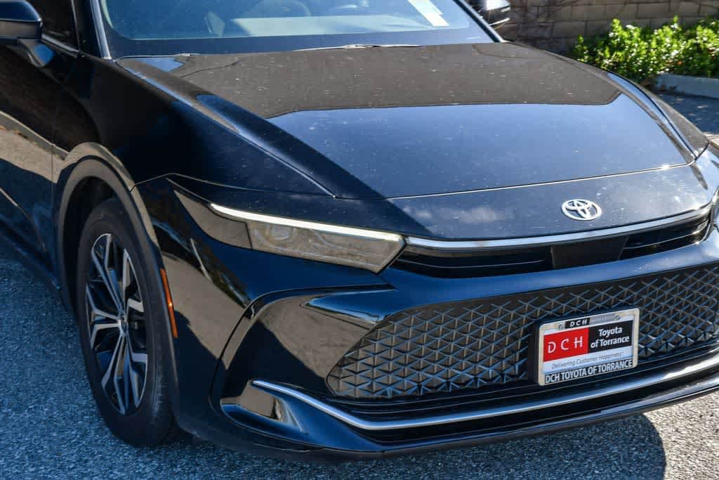 Thumbnail: 2023 Toyota Crown - 4