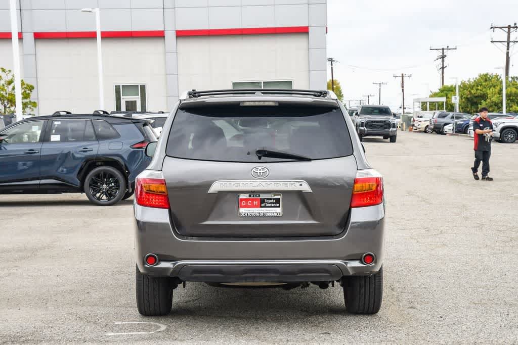 Thumbnail: 2010 Toyota Highlander - 8