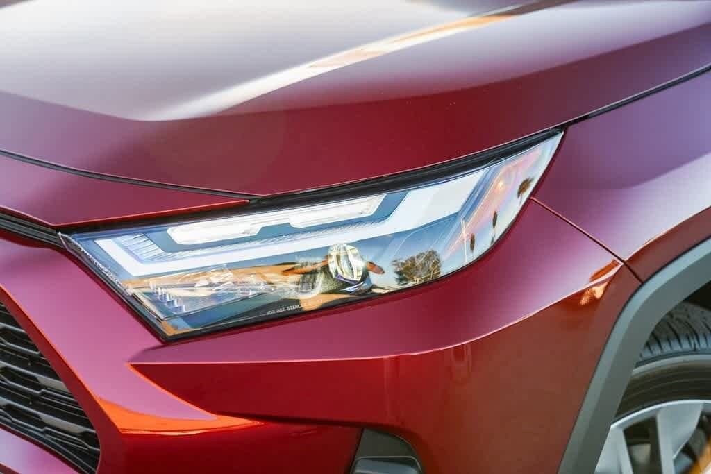 Thumbnail: 2025 Toyota RAV4 - 2