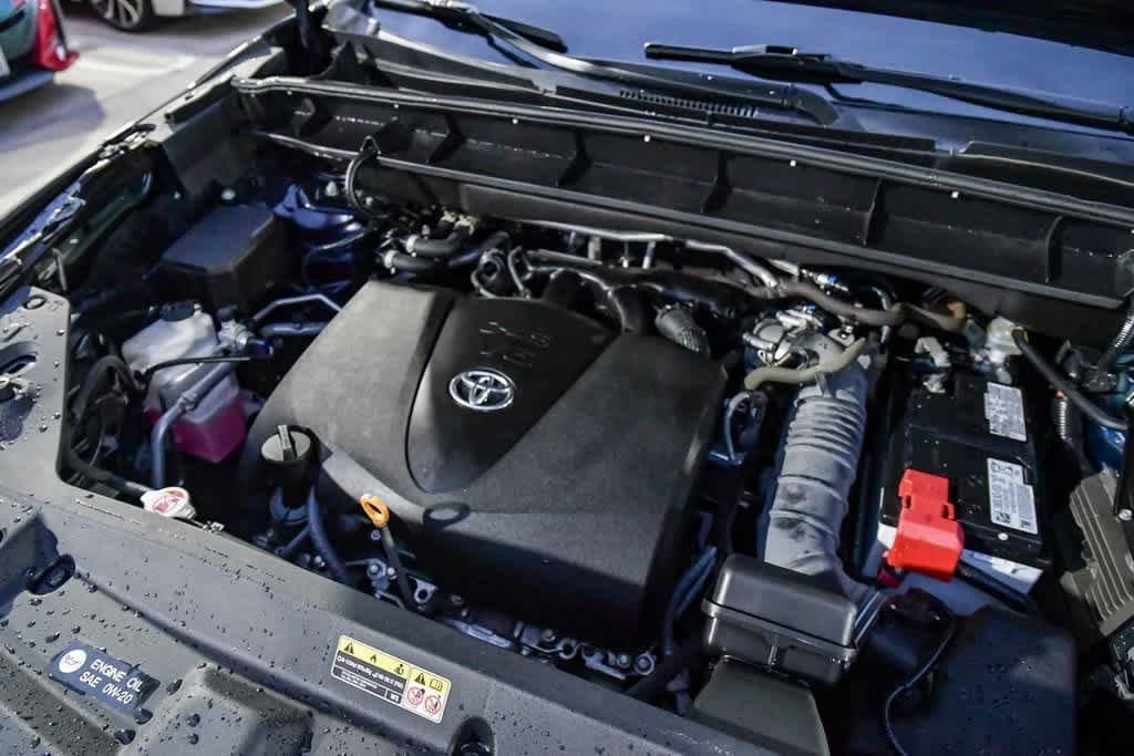 Thumbnail: 2022 Toyota Highlander - 30