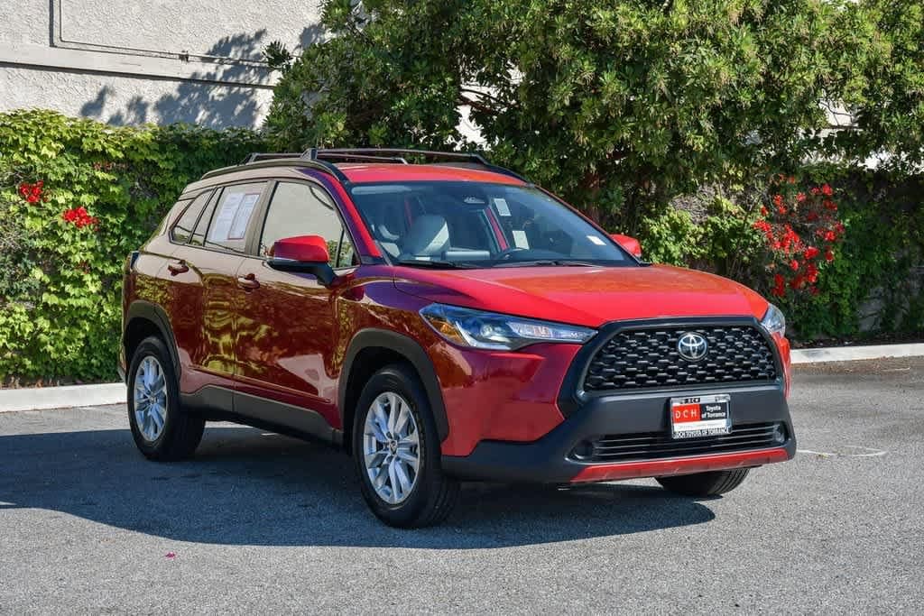 Thumbnail: 2023 Toyota Corolla Cross - 3