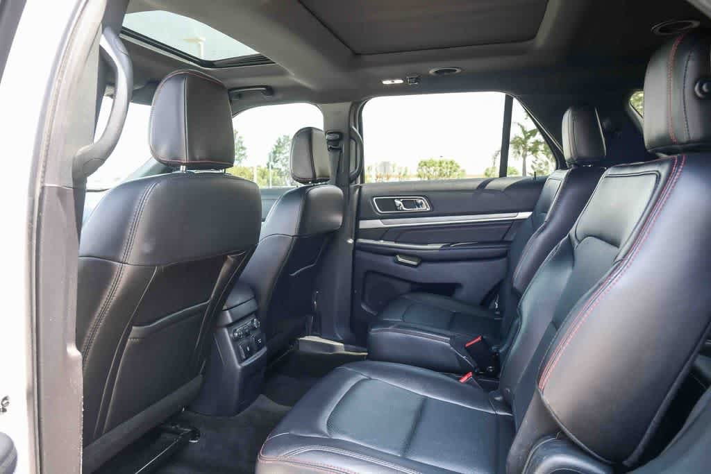 Thumbnail: 2018 Ford Explorer - 18